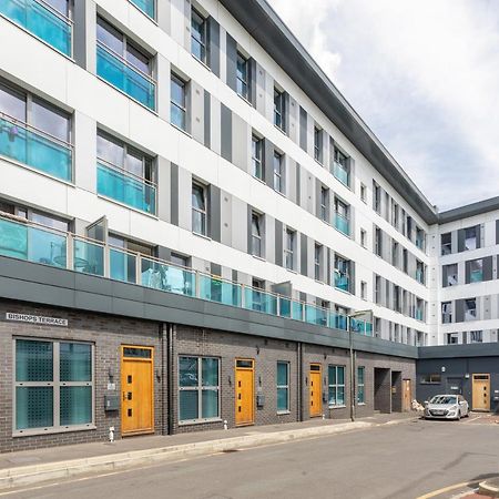 1 Bed Apartment - Redhill Central, Surrey, Gatwick #3 Redhill (Surrey) Exterior foto